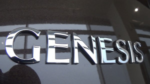 Hyundai Genezis_надпись Genesis